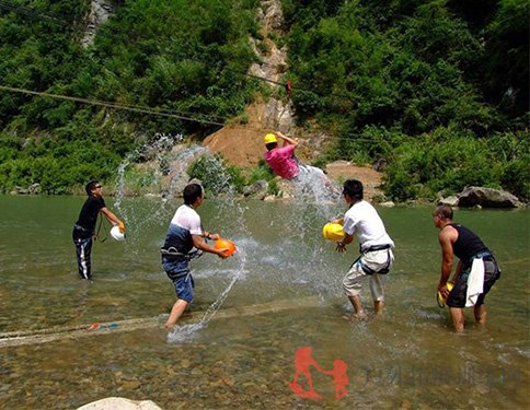 企业做户外拓展训练真正的目的和意义